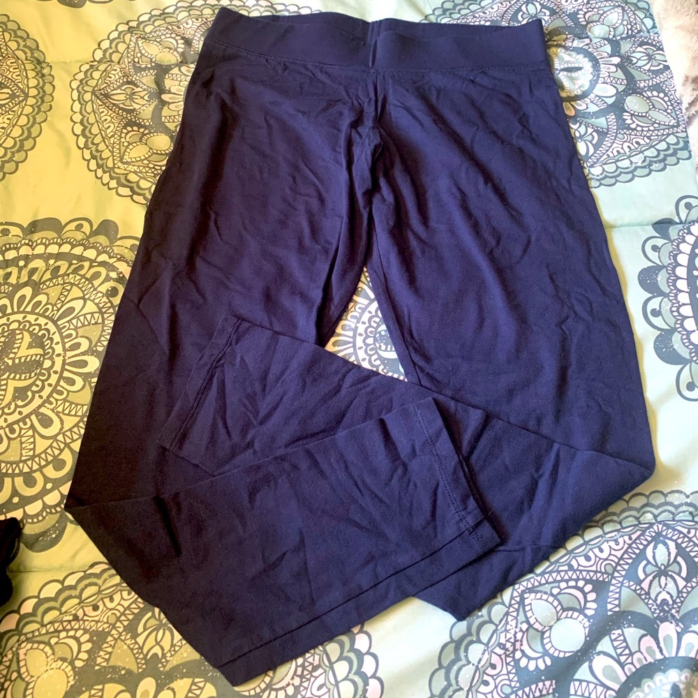 Liv & Piper brand woman’s leggings, size L